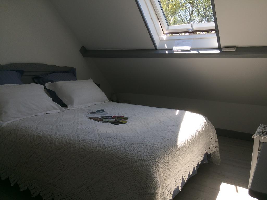 Bed and Breakfast La Mansarde Neuville-sous-Montreuil Экстерьер фото