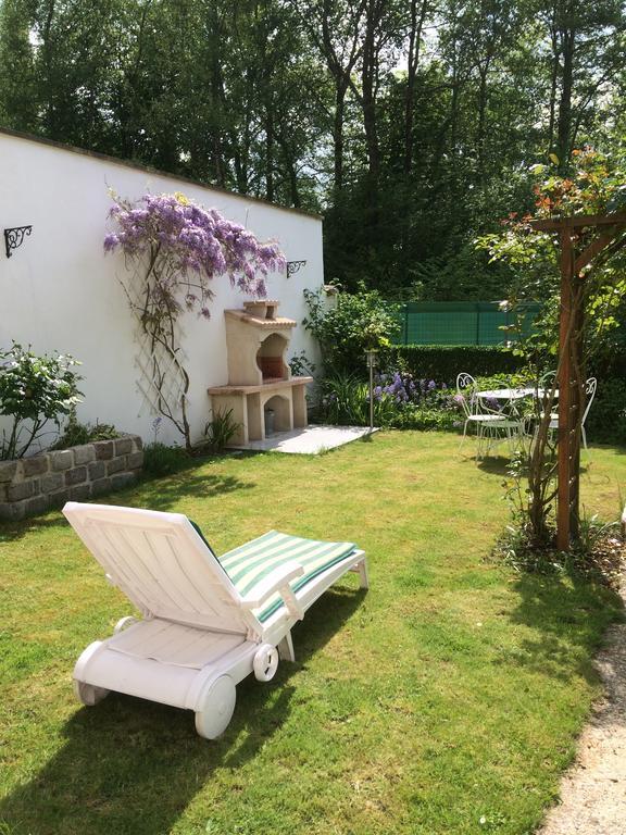 Bed and Breakfast La Mansarde Neuville-sous-Montreuil Экстерьер фото