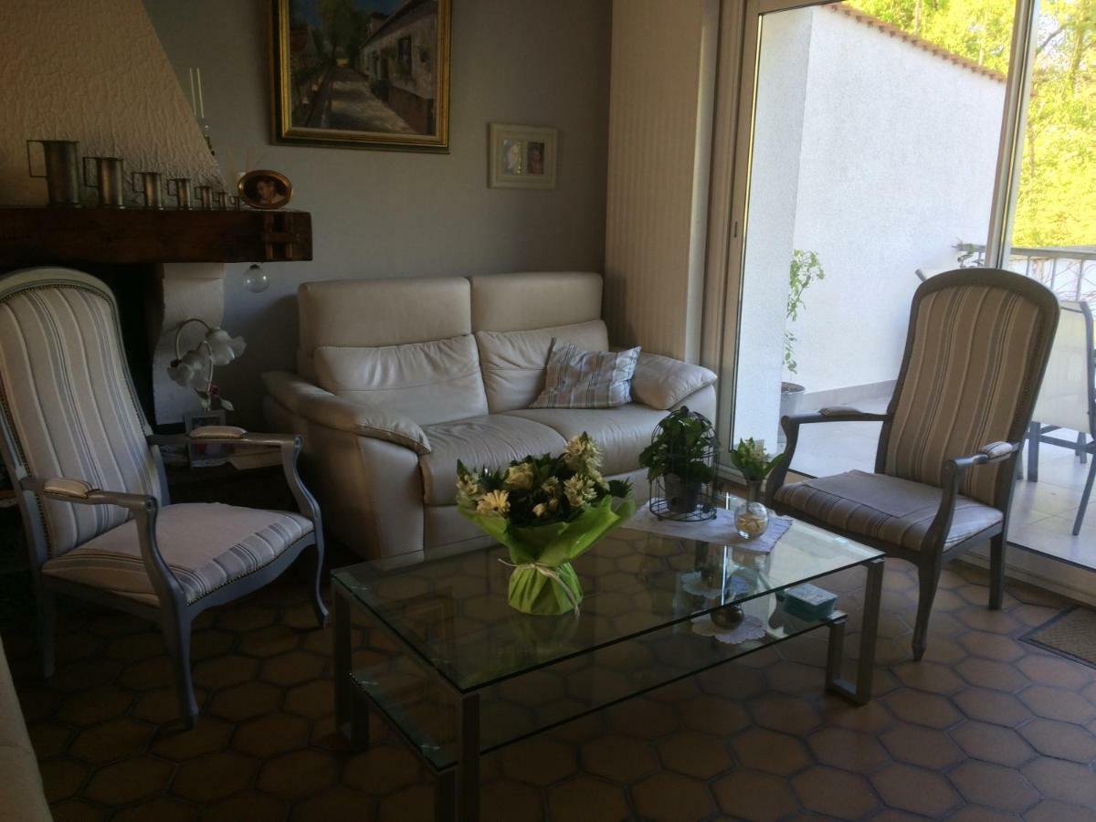 Bed and Breakfast La Mansarde Neuville-sous-Montreuil Экстерьер фото