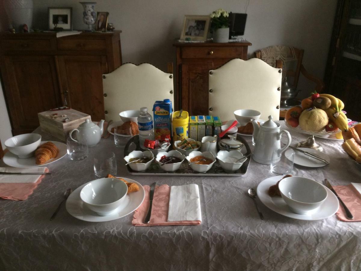 Bed and Breakfast La Mansarde Neuville-sous-Montreuil Экстерьер фото